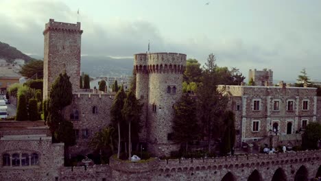 Vista-De-Drones-Del-Castillo-De-La-Napoule-En-Mandelieu-En-Provenza-En-Francia