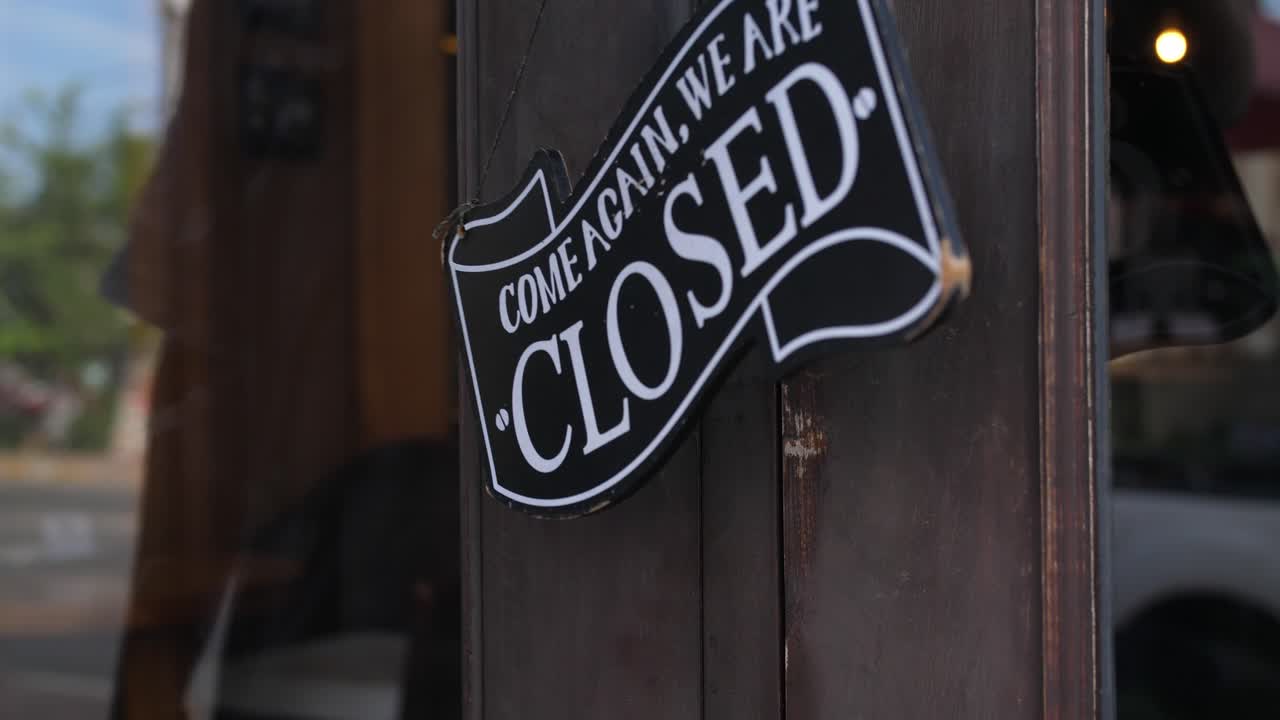 Closed Store Sign