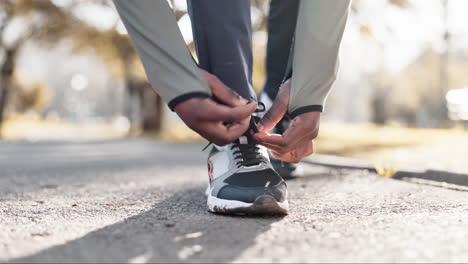 hands, tie shoelace and start run outdoor