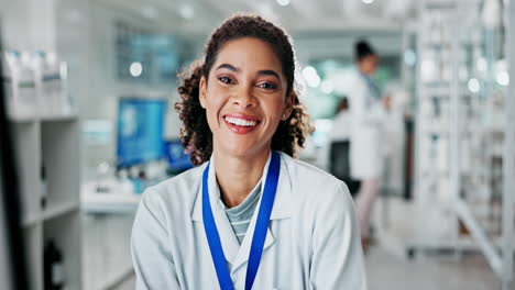 a smiling pharmacist in a pharmacy