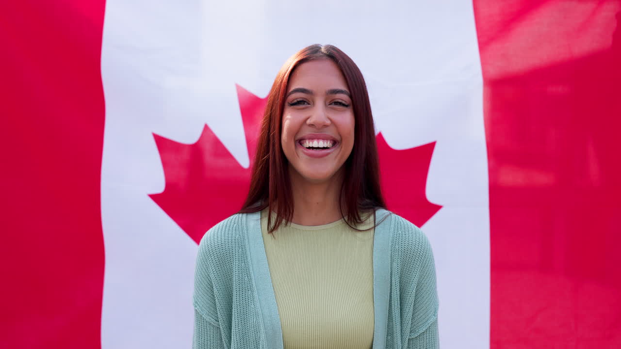 donna, faccia e sorriso per il canada