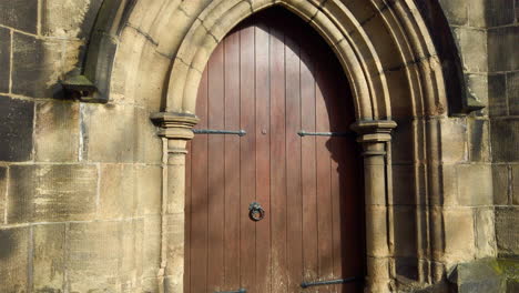 La-Iglesia-De-Santa-María-Sansbch,-Cheshire,-Inglaterra