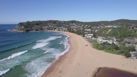 Avoca-Beach-And-Avoca-Lake-In-Central-Coast,-New-South-Wales,-Australia---aerial-drone-shot