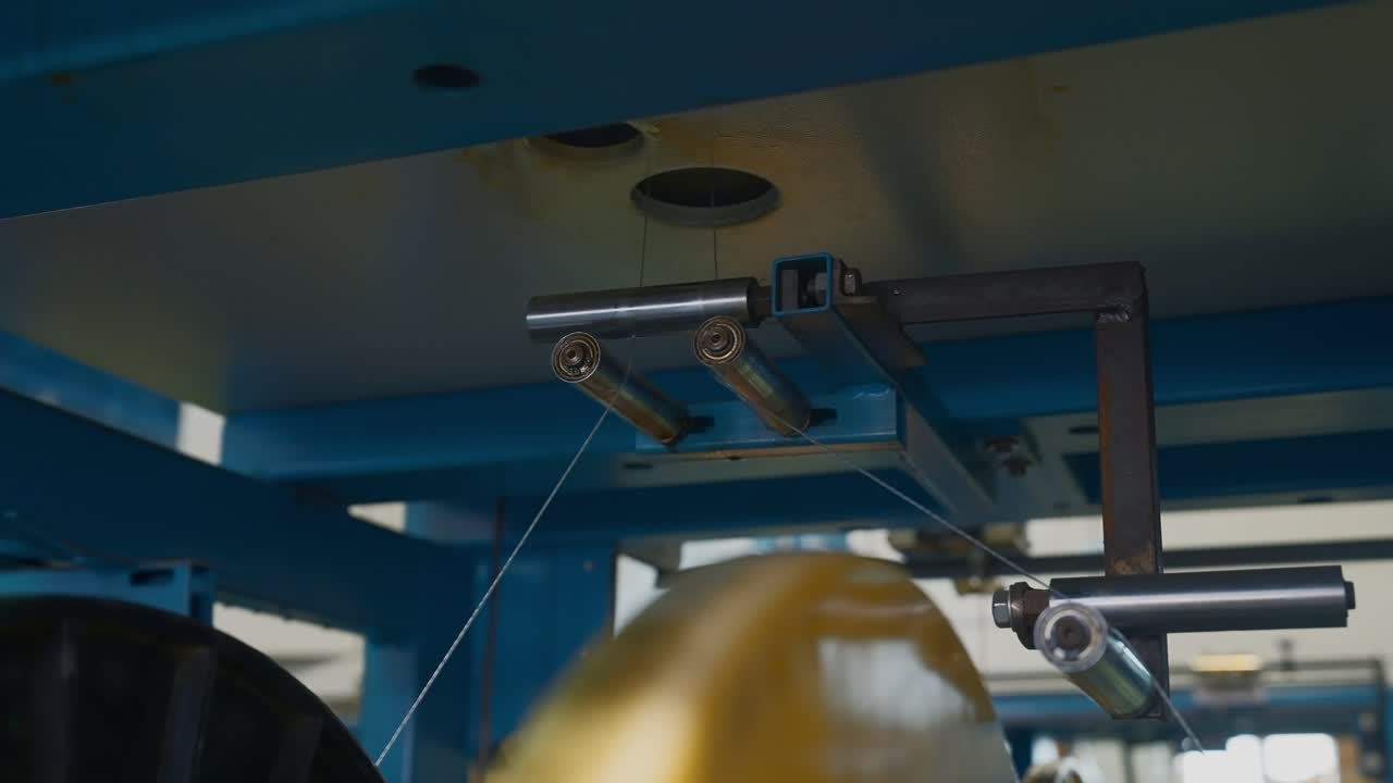 máquina de enroscamiento industrial