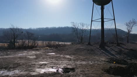 water tower in clinton tennessee in a sunny morning
