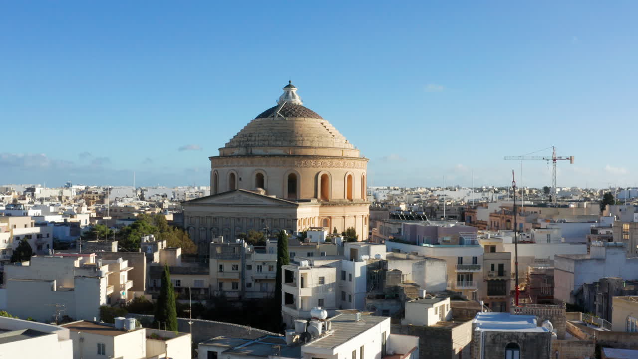 몰타의 성모 성모 대성당 - 공중 드론 샷