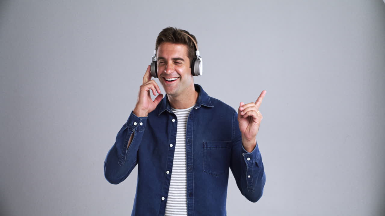 baila como si nadie estuviera viendo.