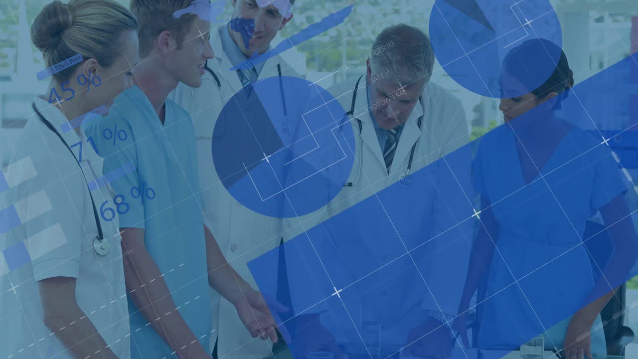 Seniorlæge peger på rapport, udløser animerede medicinske diagrammer, der vejleder teamsamarbejde