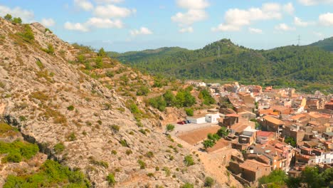 Borriol-Antiguo-Pueblo-Español-En-Zona-Montañosa,-España