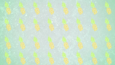 animación de piñas moviéndose sobre un fondo verde