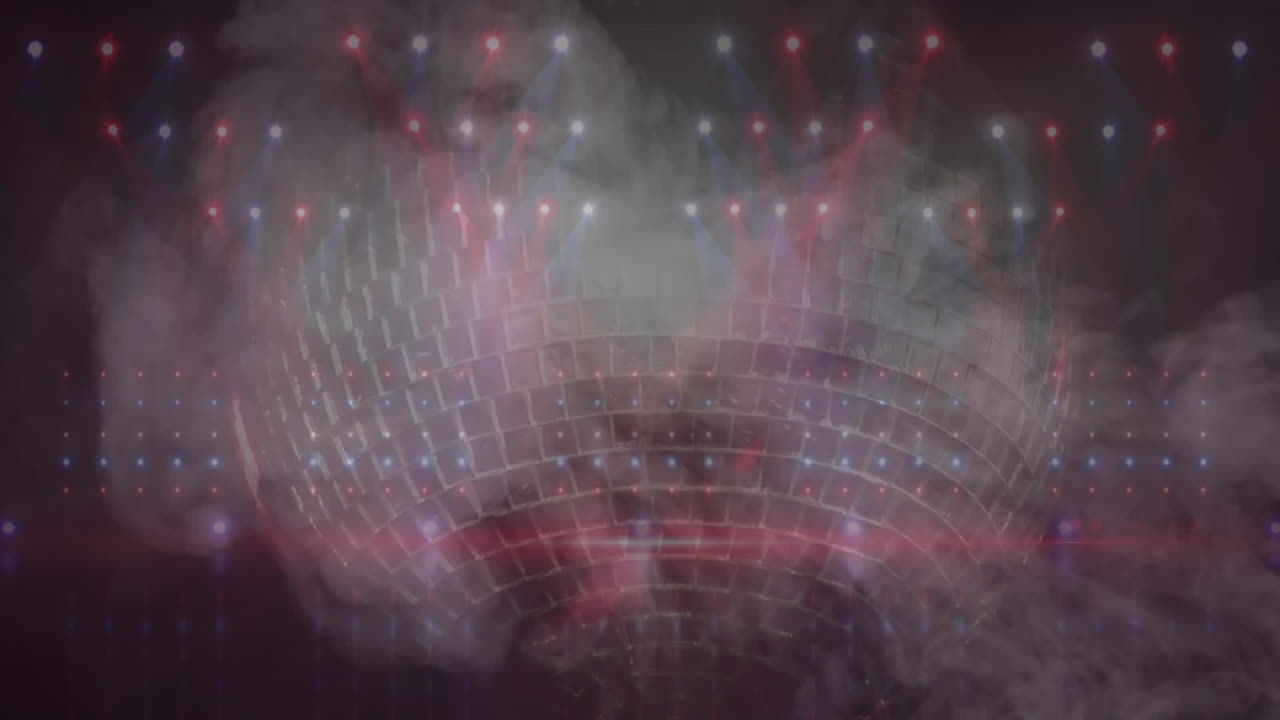 검은 바탕에 회전하는 디스코 공 위에 빛 반점과 연기 효과의 애니메이션