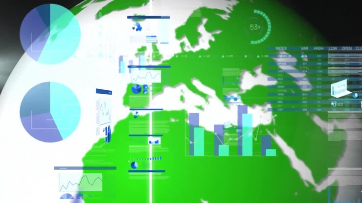 анимация инфографического интерфейса с торговой доской, солнечными панелями, ветряными мельницами по всему миру