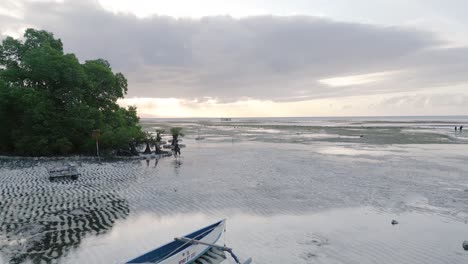 Walakiri-Beach-Sumba-Island-East-Indonesia