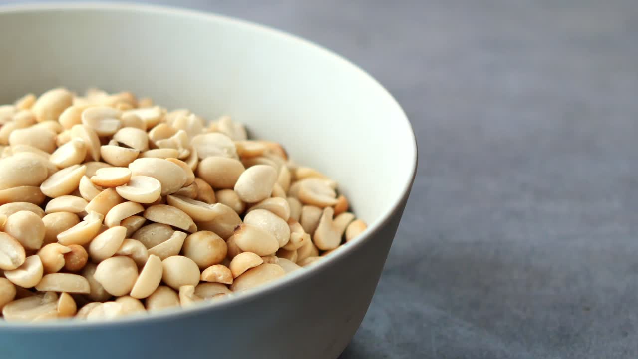 ⁇ 데기 질감 의 땅콩