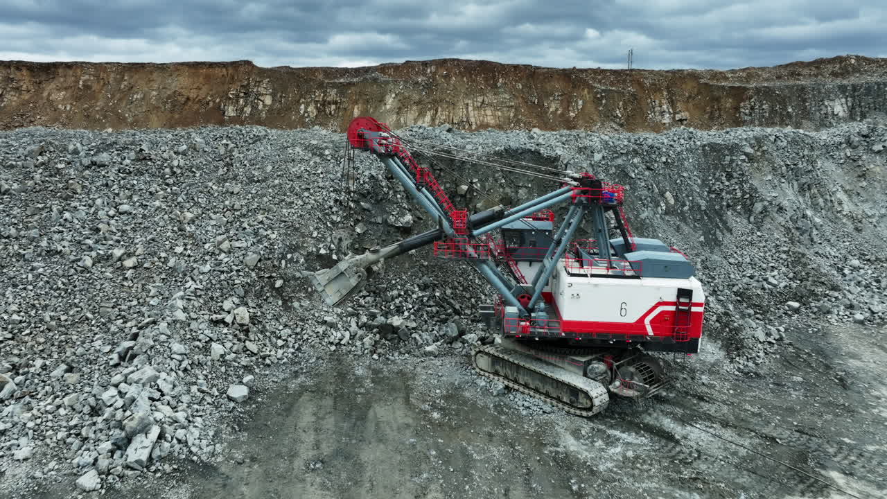 오픈 피트 광산 작업