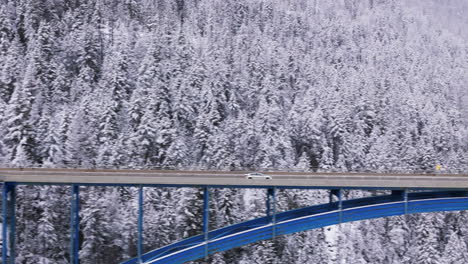 La-Corona-De-Invierno-De-La-Columbia-Británica:-El-Puente-Paulson-En-La-Autopista-Crowsnest