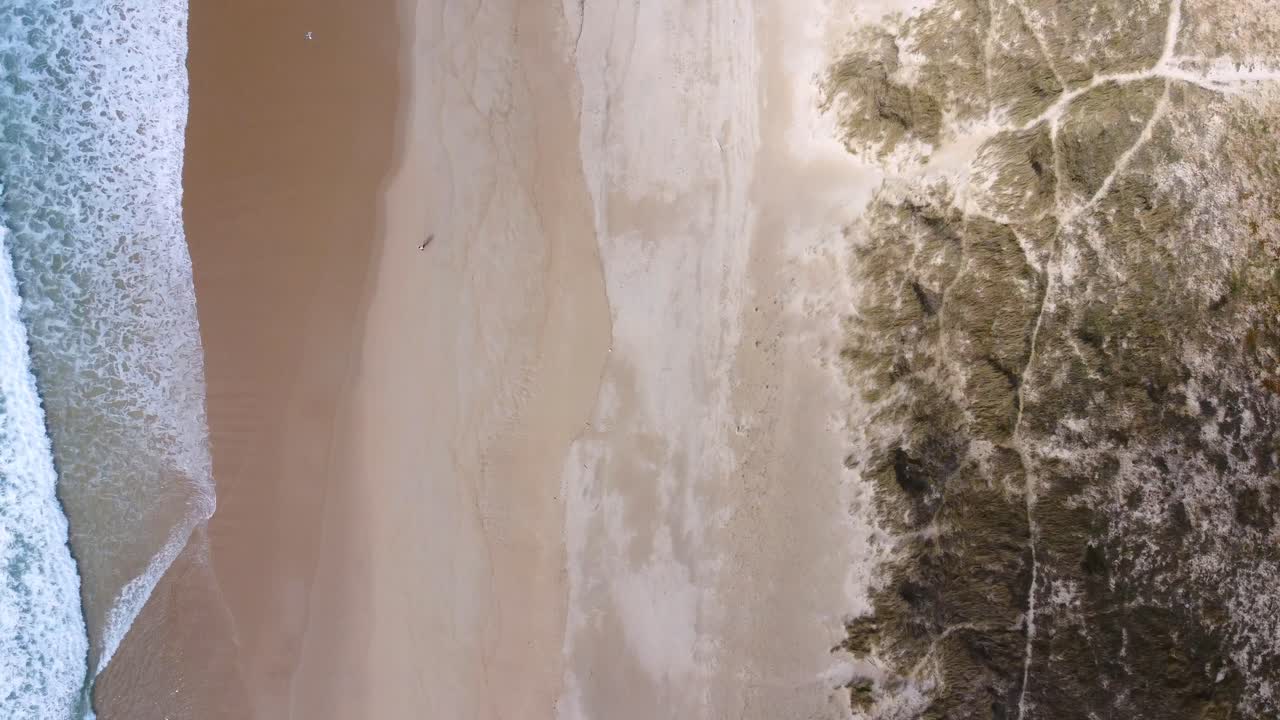 Lonelly Beach, Doni&ntilde;os Beach in Ferrol - Orthogonal along beach view