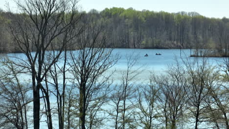 Lake-Scenery-With-Bare-Trees,-Glen-Springs-Lake-In-Tennessee,-USA---Drone-Shot