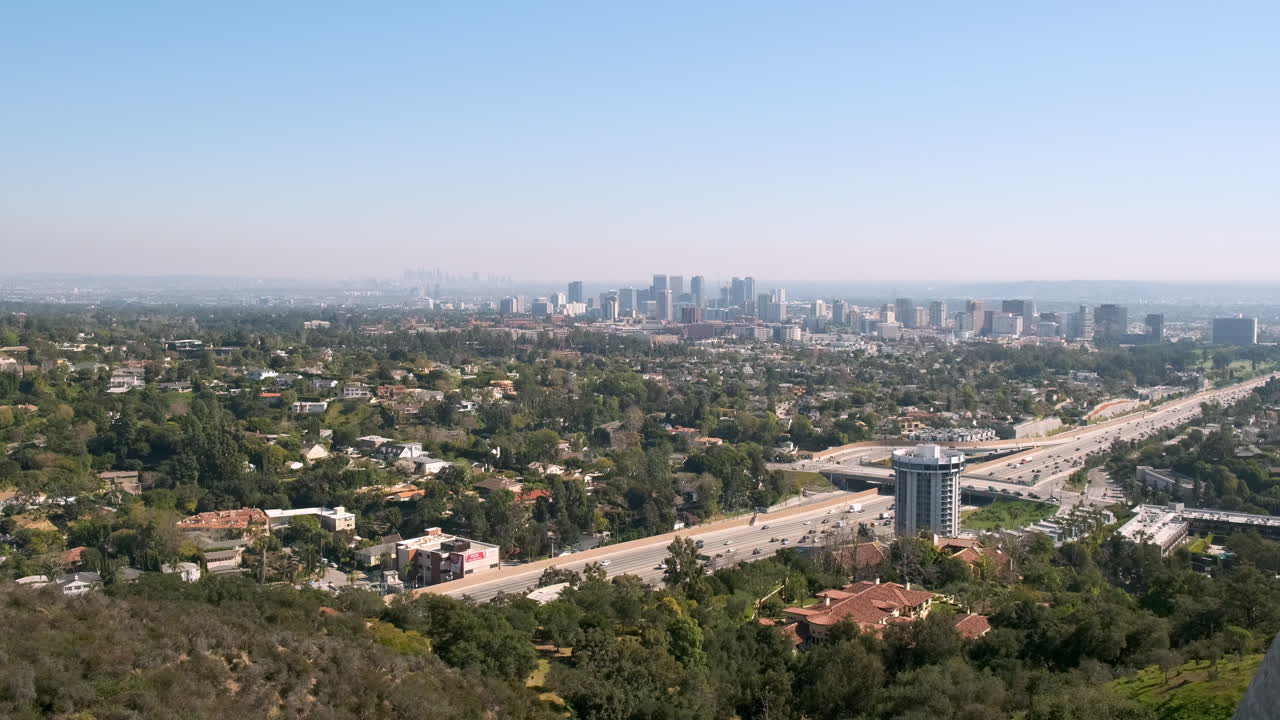 405 주간 고속도로 및 로스앤젤레스 스카이라인의 팬