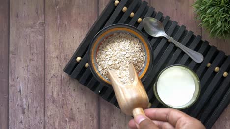 preparación de avena con leche