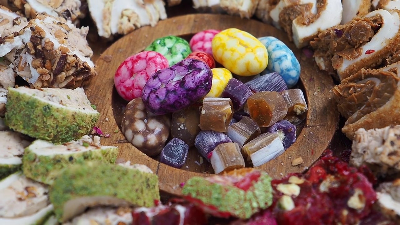 Close-up de Delícias Turcas Tradicionais e Doces Variados