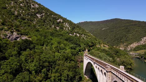 Slowenien-Solkan-Brücke-Luftdrohne-1.mp4