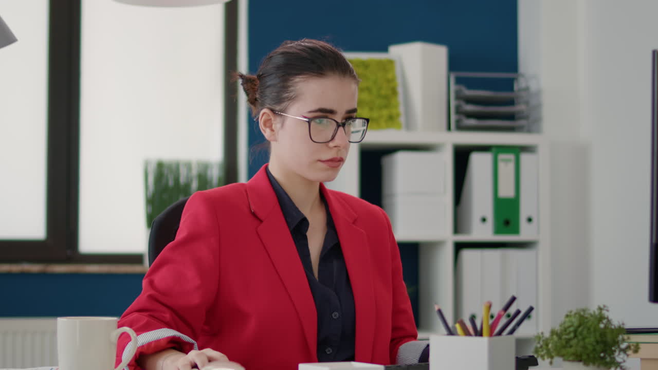 Business woman working on project with marketing statistics