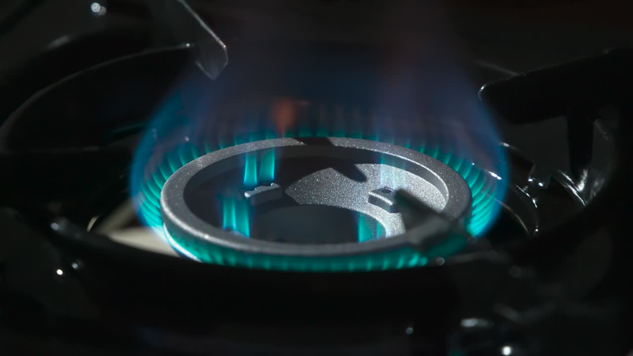 가스 버너에서 파란 불꽃