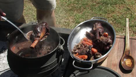 cooking in a pootjie on the fire