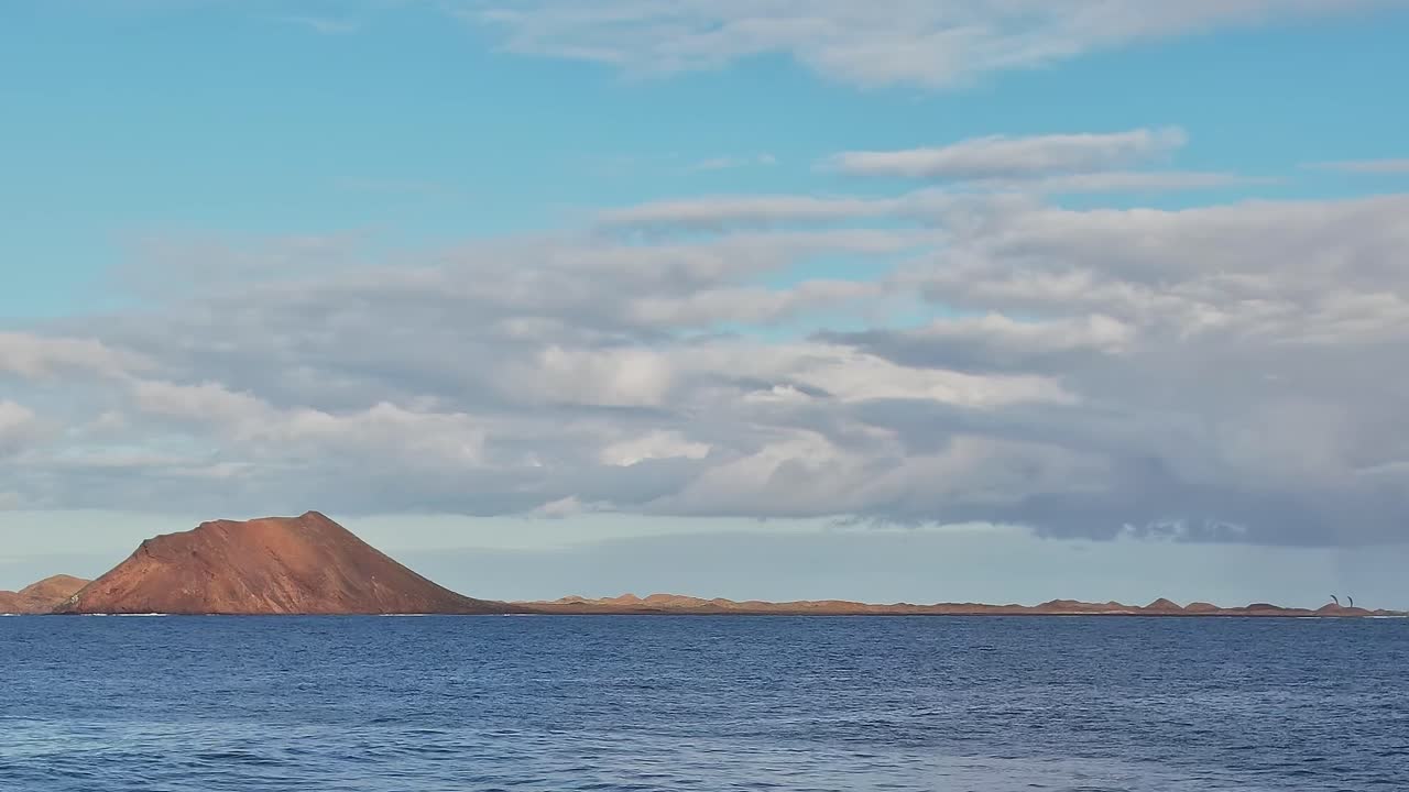 Splendido paesaggio di un'isola vulcanica nelle Isole Canarie, in Spagna