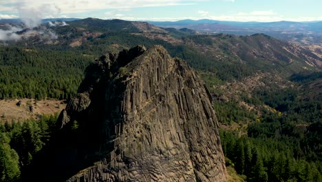 Aerial-view-of-Pilot-Rock-in-Southern-Oregon