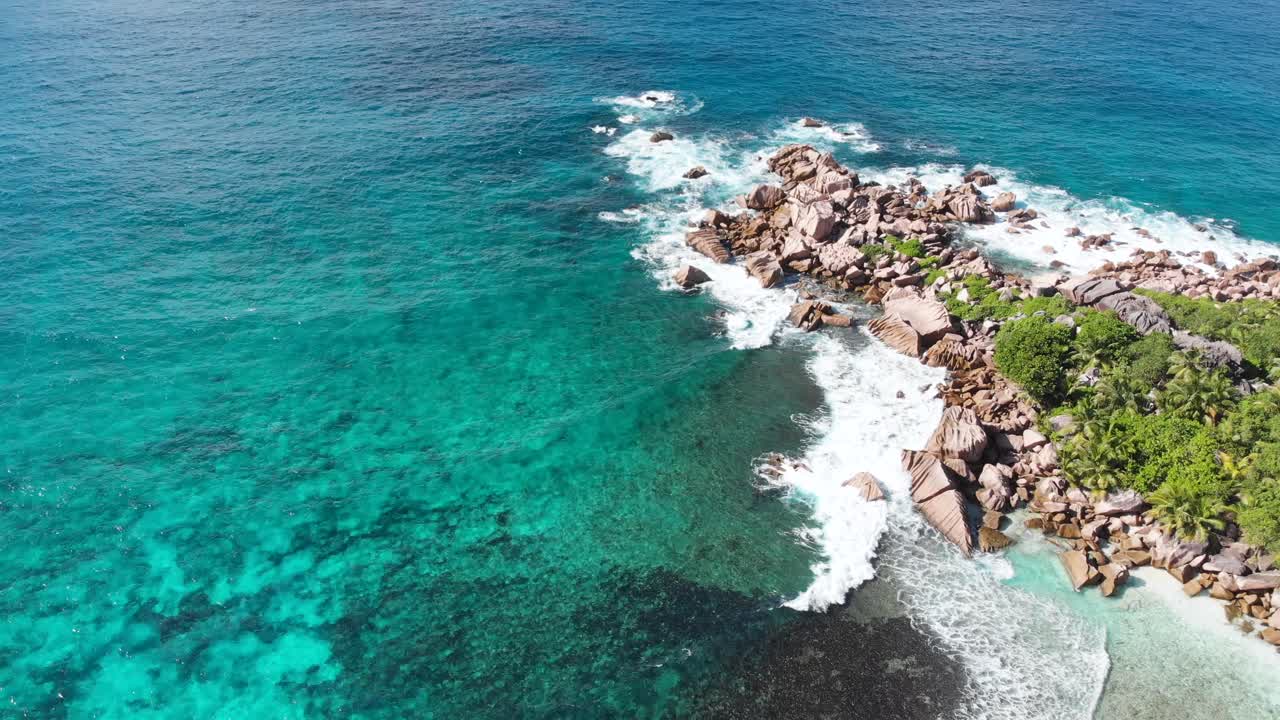 Dove la terra incontra il mare