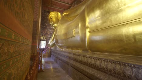 the reclining buddha wat pho temple 02