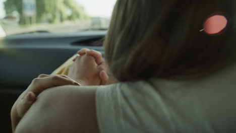 si estás en un viaje por carretera, necesitas música de conducción