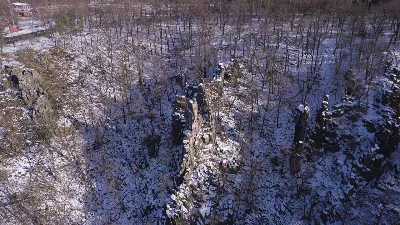 독일 하르츠 탈레 숲의 4k hexentanzplatz