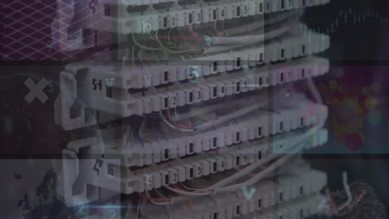 복합 화면에서 재생되는 다양한 클립에 대한 방화벽 경고 텍스트와 서버의 애니메이션