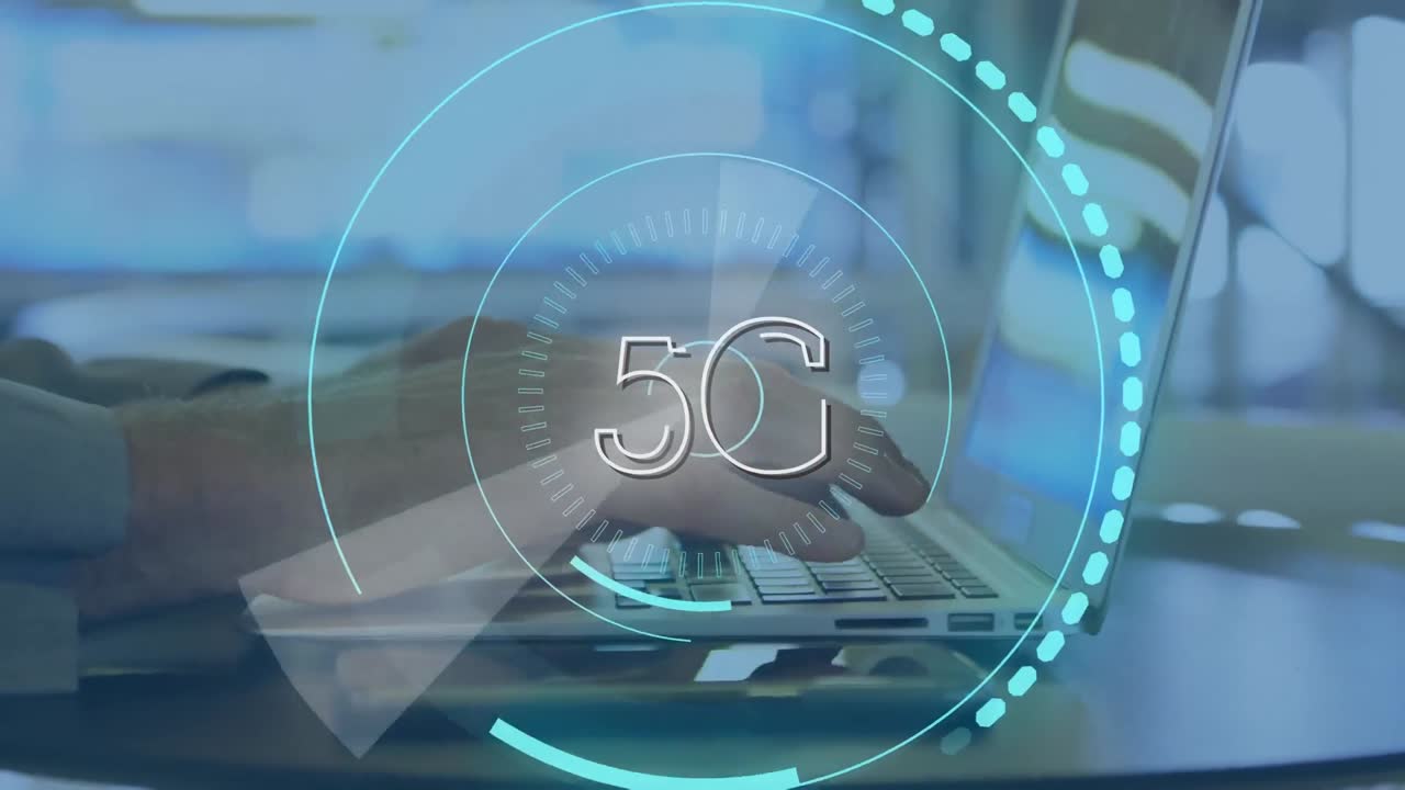 5G written in the middle of a futuristic circles