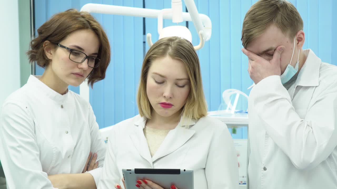 치과 전문의의 상담