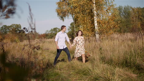 Couple-In-Love-Walking-And-Holding-Hands-Close-Up-9