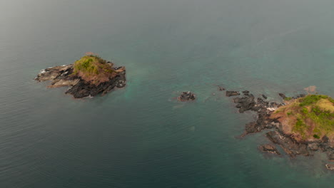 Bolog-Islands-in-front-of-Nacpan-Beach-nearby-El-Nido,-Palawan,-Philippines