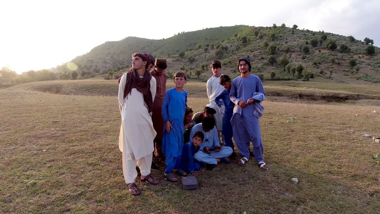 울창한 초록색 모임