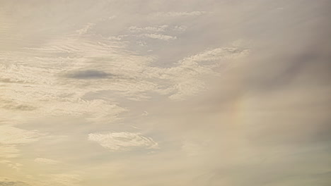 雲端的延遲時間與太陽光環在天空的光學效應