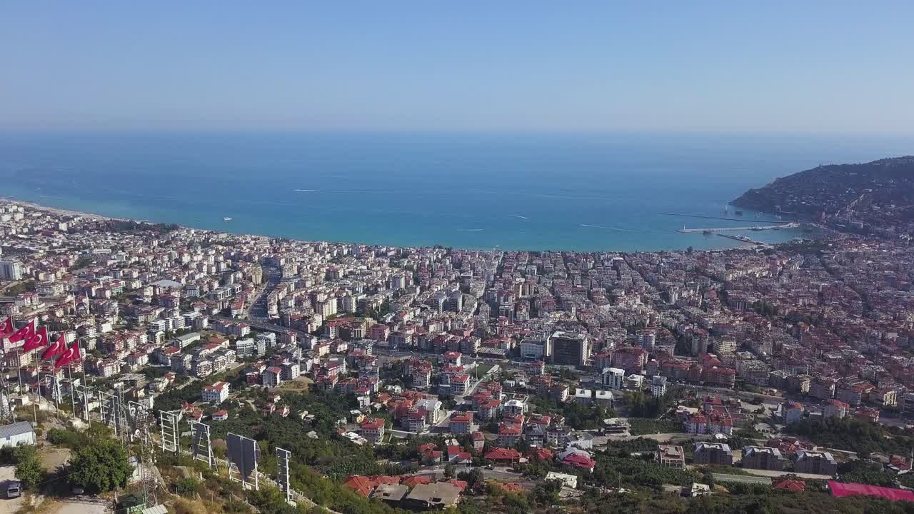 vista aérea de una ciudad costera turca