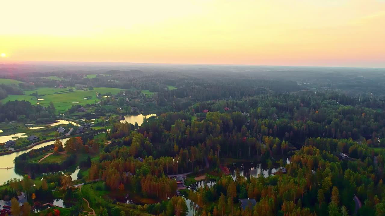 tongass 국립 삼림 주노 알래스카 공중에서의 황금 시간 일몰