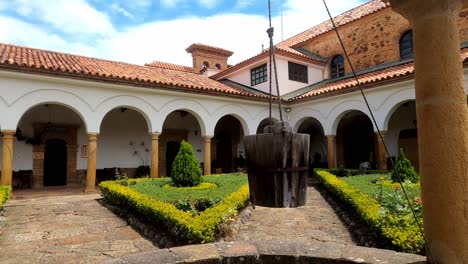 Das-Kloster-Santo-Ecce-Homo-Befindet-Sich-Am-Rande-Von-Villa-De-Leyva-Im-Departement-Boyacá.-Das-Kloster-Santo-Ecce-Homo-Ist-Ein-Von-Den-Dominikanern-Erbautes-Kloster