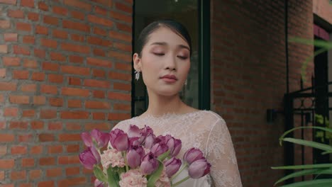 bride with bouquet