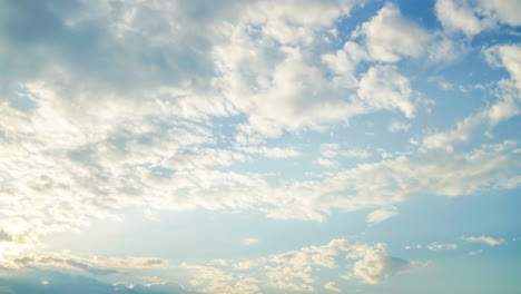 timelapse-cloud-on-the-sky