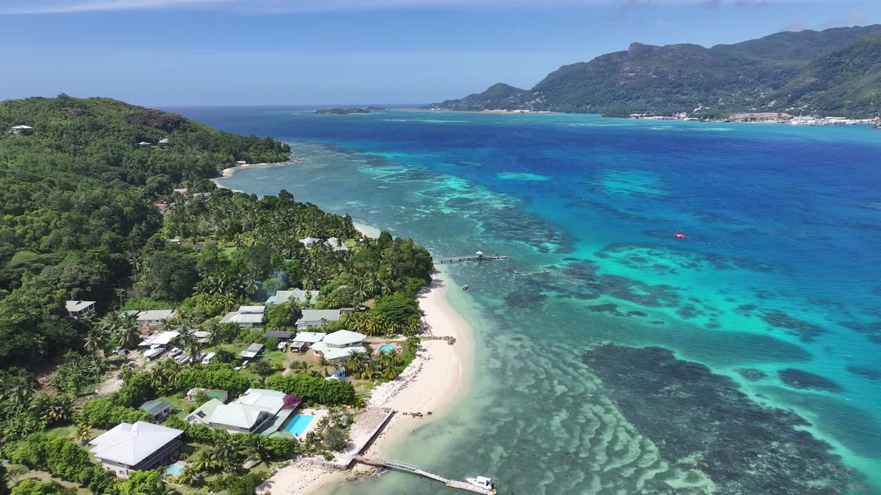 la isla de cerf en la isla de mahe en victoria seychelles