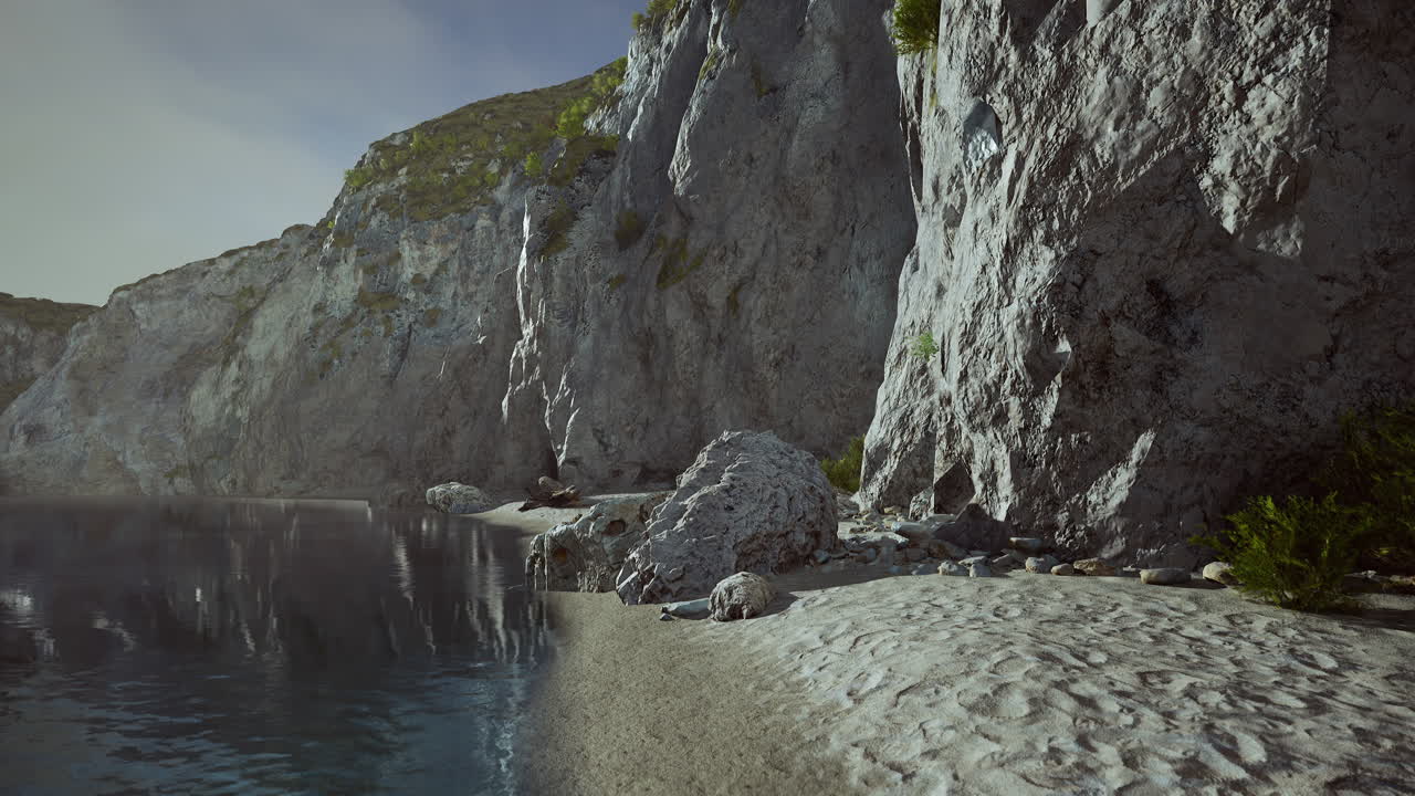 скалистое побережье и кристально чистое средиземное море