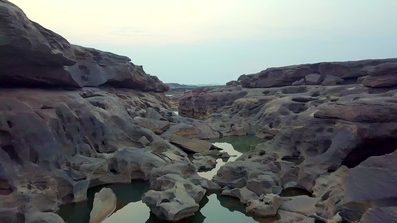 놀라운  판 보크 - 태국의 그랜드 캐니언 우본 라차타니 지방